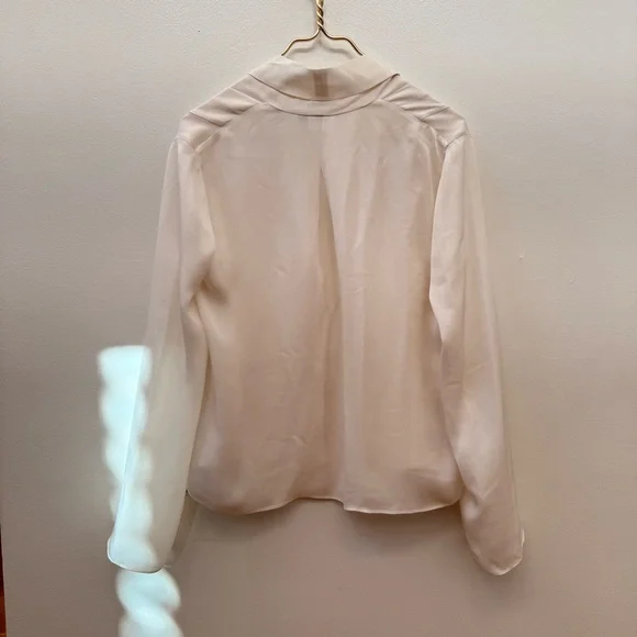 ✨ Vince Silk Drape Neck Blouse ✨ - Picture 6 of 6